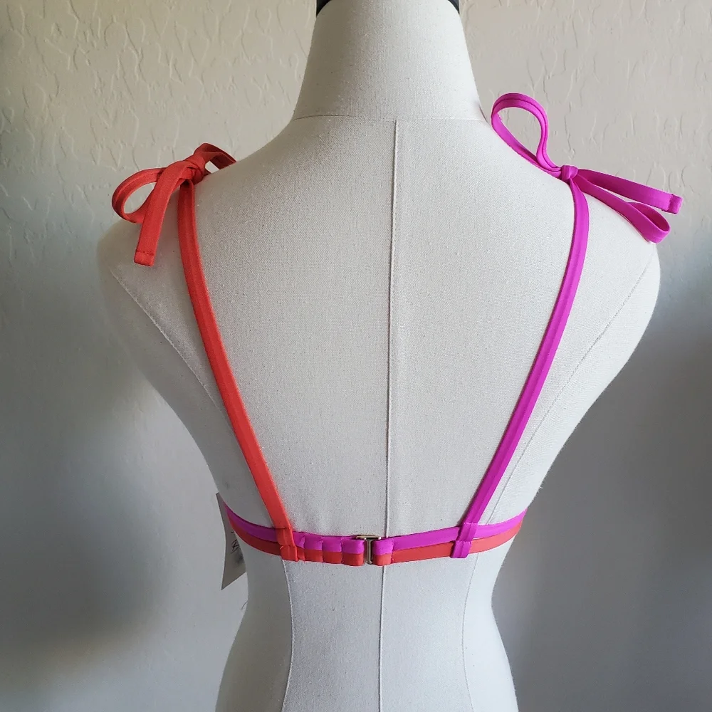 ⭐️4/$20‎ Sugar Beach Bikini TopSize XS